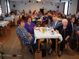 Künstler helfen Kinder - Mit Musik zur Menschlichkeit